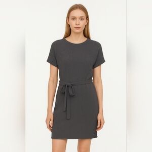 Boden gray short sleeve stretch knit belted sweater dress cotton minimalist sz 4